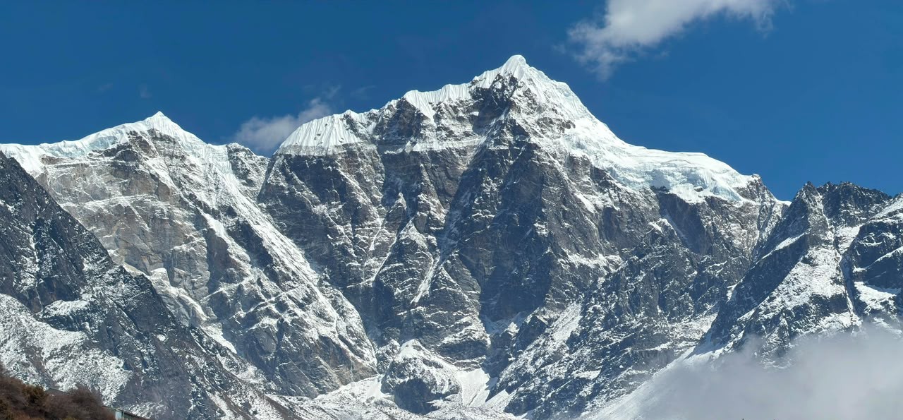 Ama Dablam Summit Success 2026: Seven Climbers Reach the Summit image