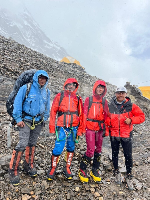 Romanian Climber Miss Diana Scales Mt. Manaslu (8163m)