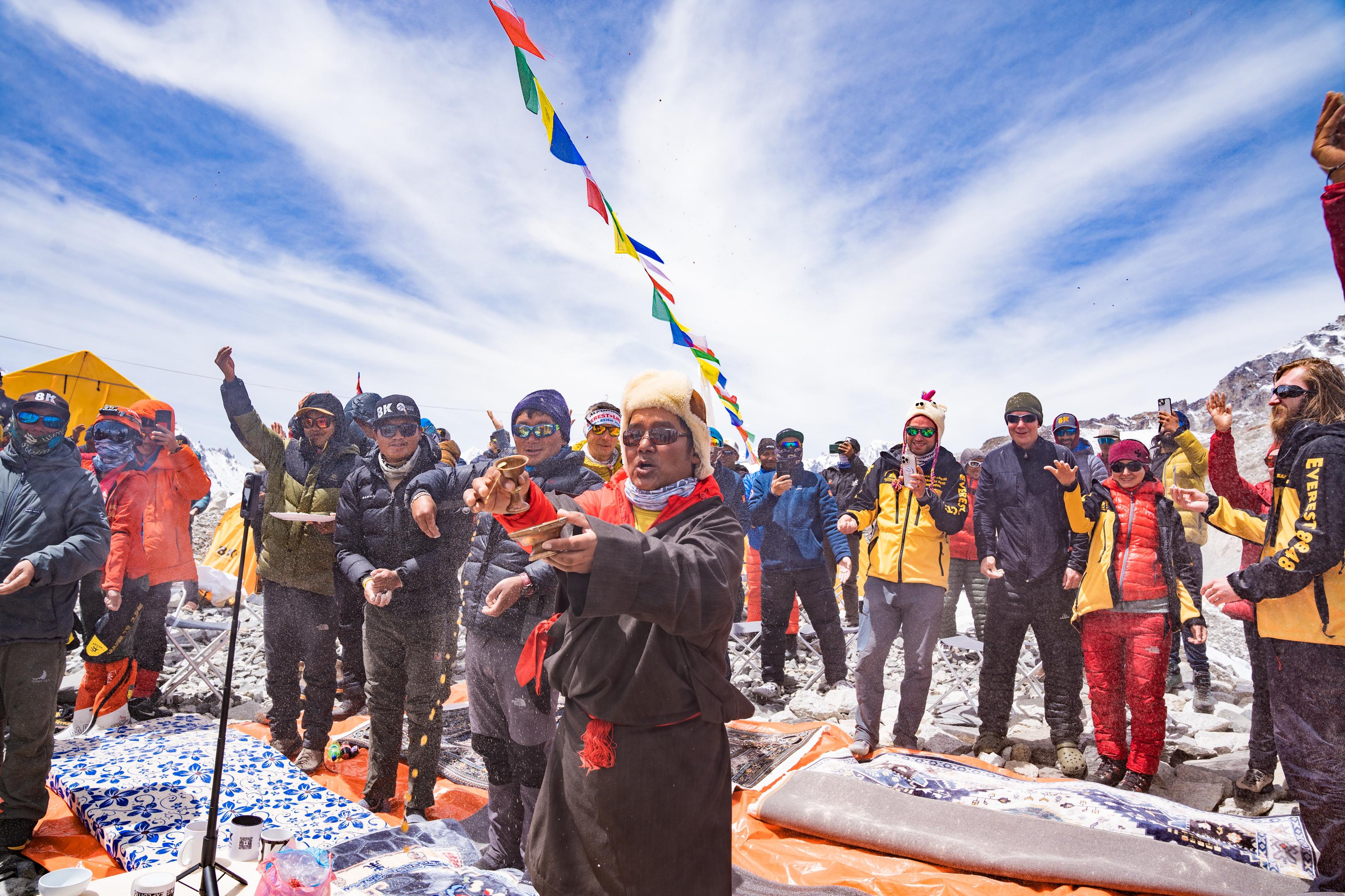 8K Expeditions The Responsible Climbers