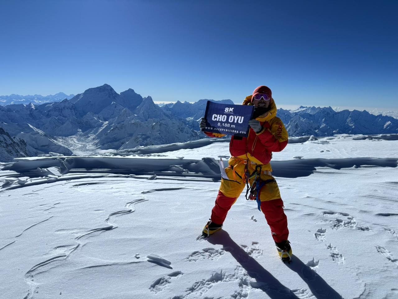 CHO-OYU EXPEDITION (8,188M)