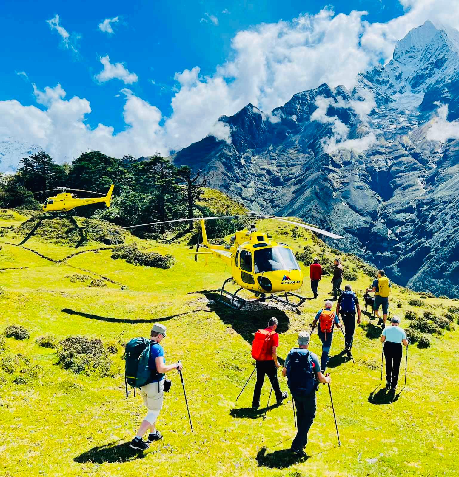 EVEREST BASE CAMP TREK - LUXURY SERVICE