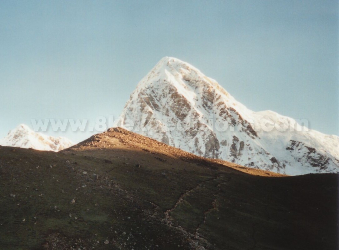 EVEREST 3 HIGH PASSES TREK