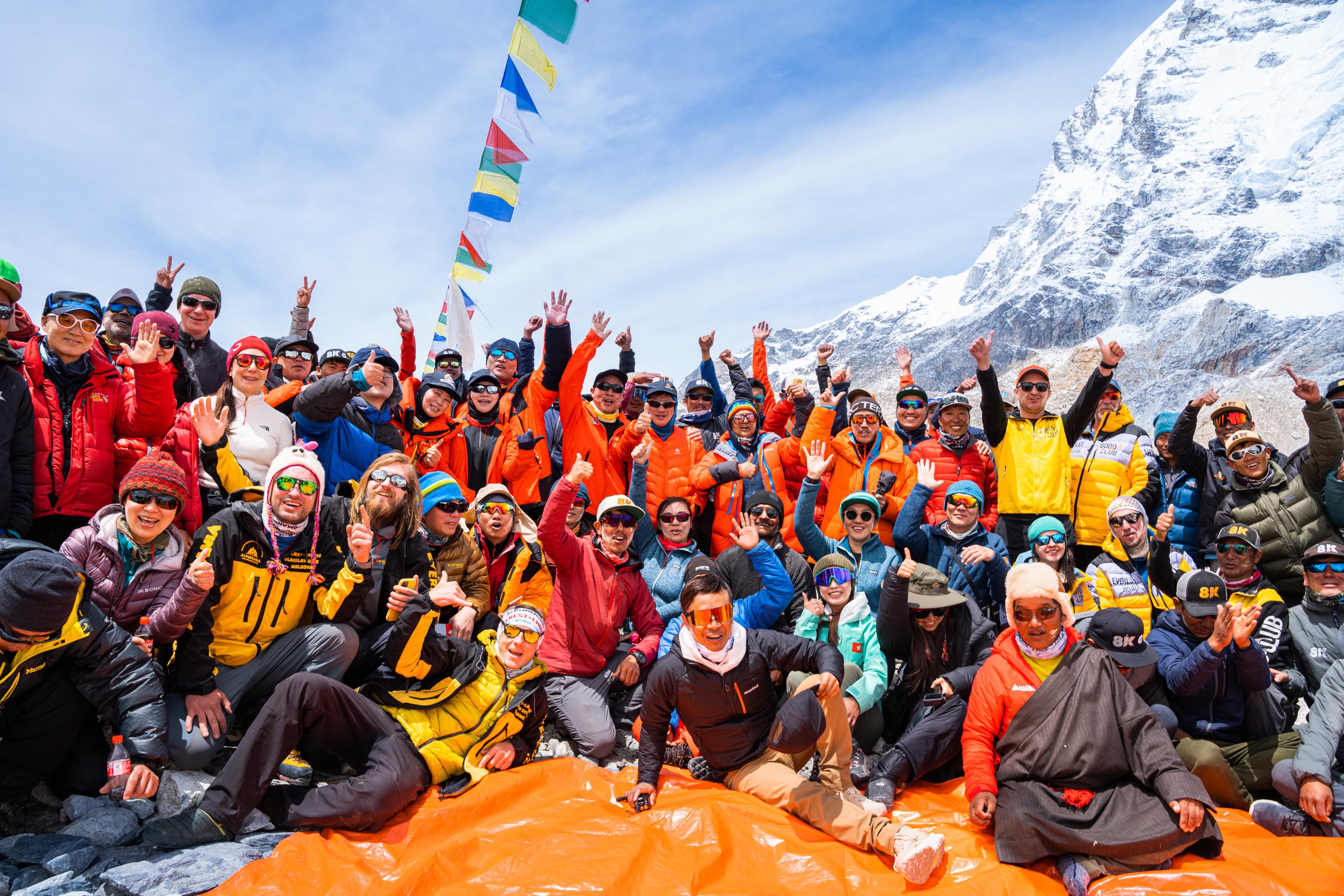 EVEREST EXPEDITION - STANDARD SERVICE