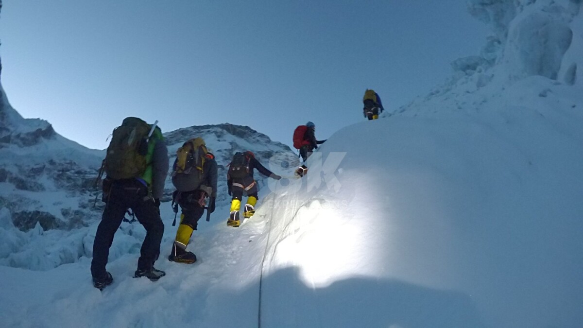 EVEREST/LHOTSE DOUBLE 8000'ERS