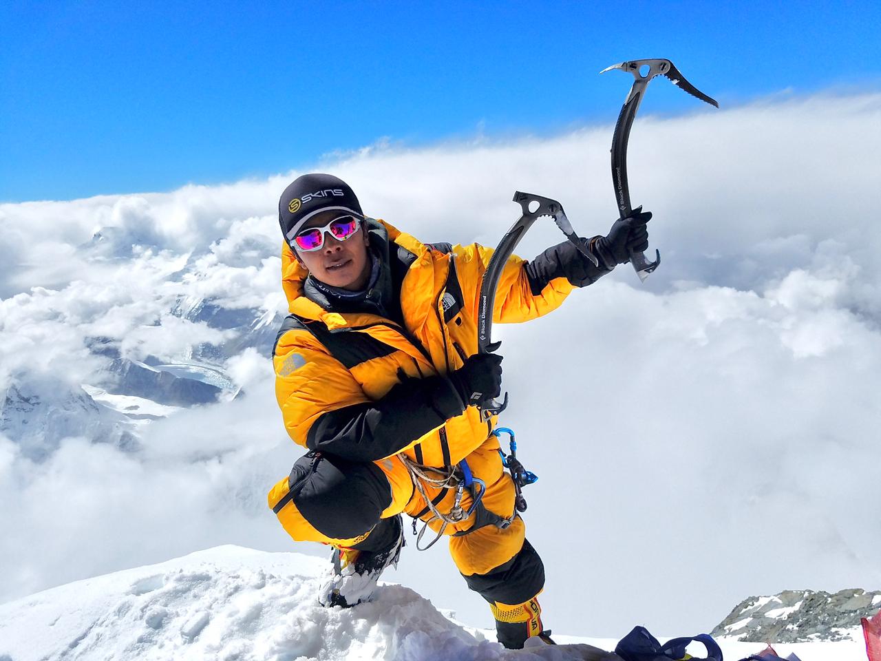EVEREST RAPID ASCENT