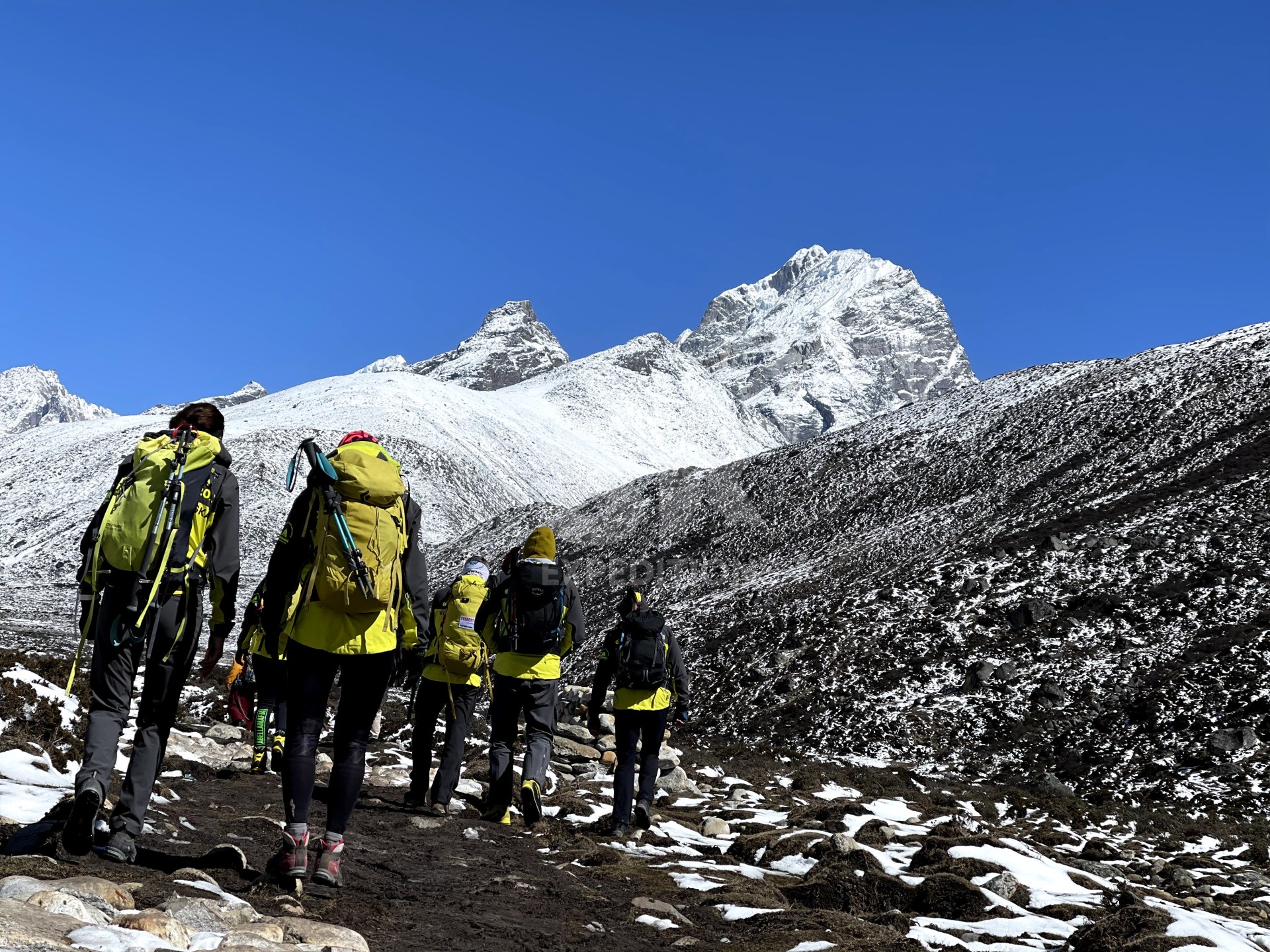 EVEREST GOKYO TREK (5,420M)