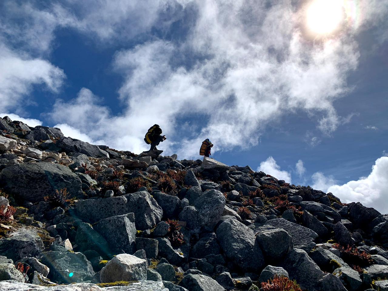 LARKEY PEAK CLIMBING (6,249M)