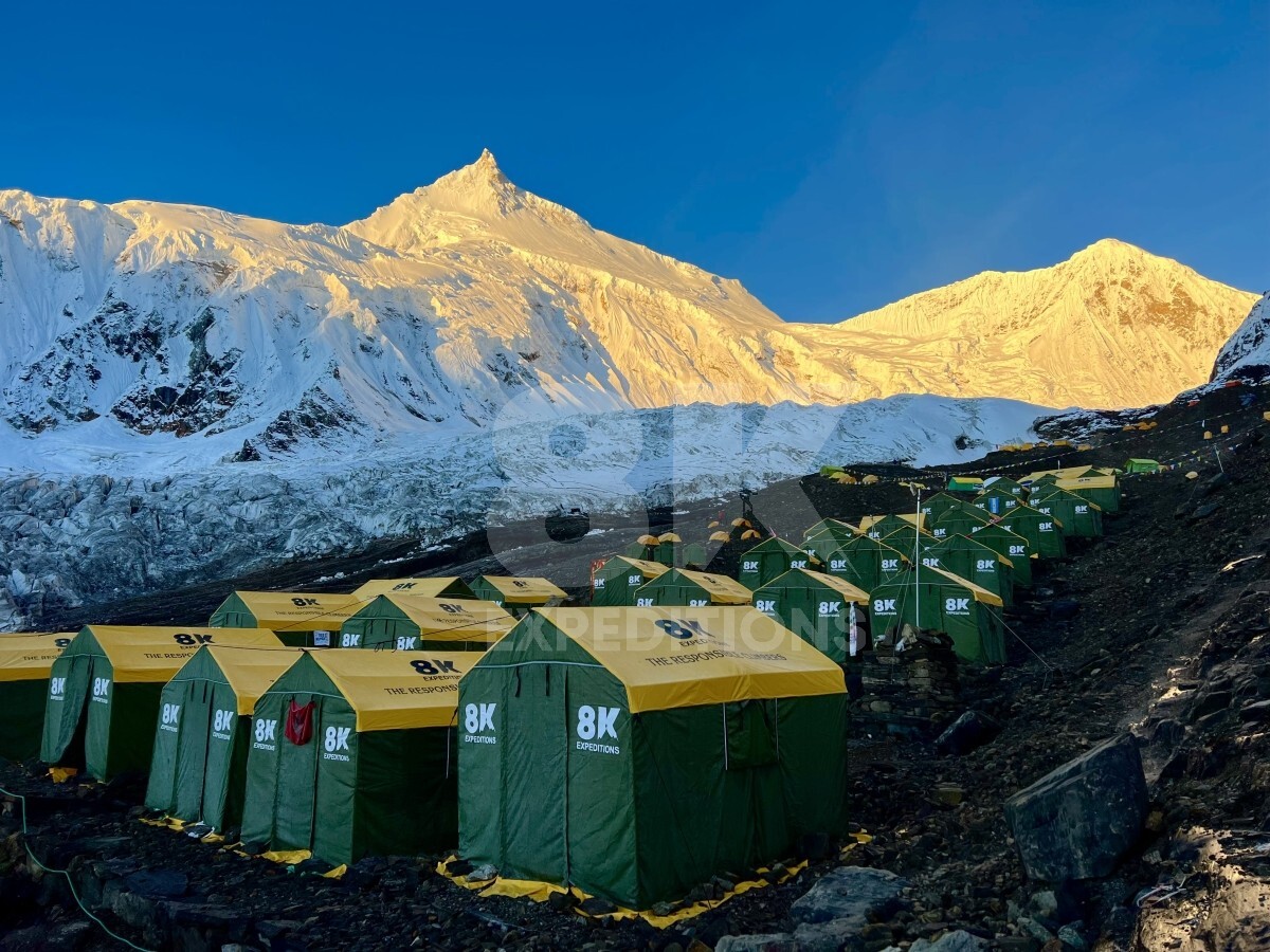 MANASLU EXPEDITION (8,163M)