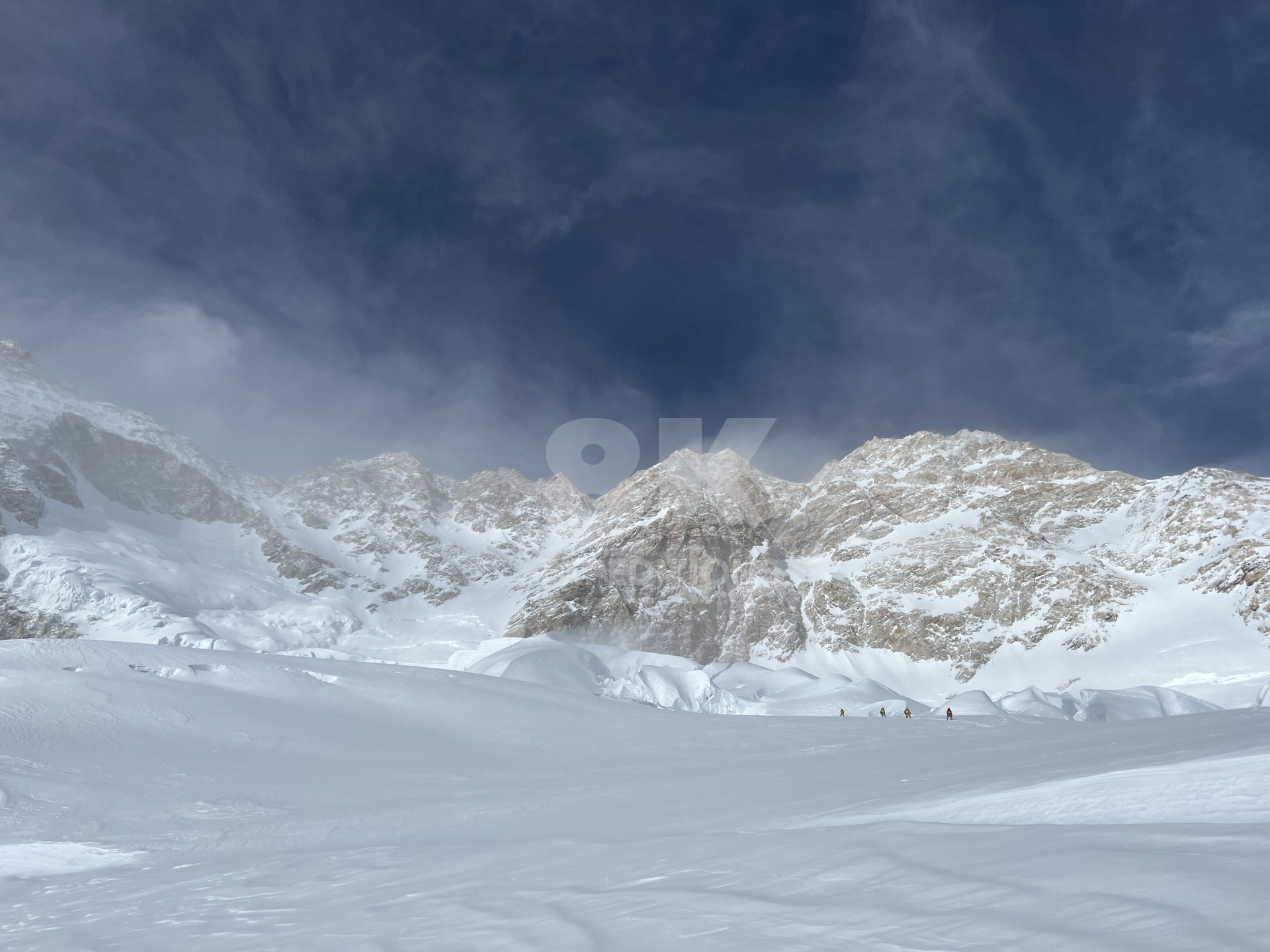 KANCHENJUNGA EXPEDITION (8,586M)