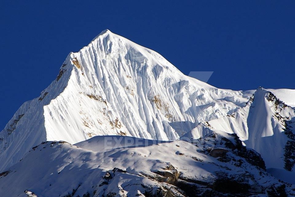 Singu Chuli Peak Climbing | A Challenging 6000er Peak |